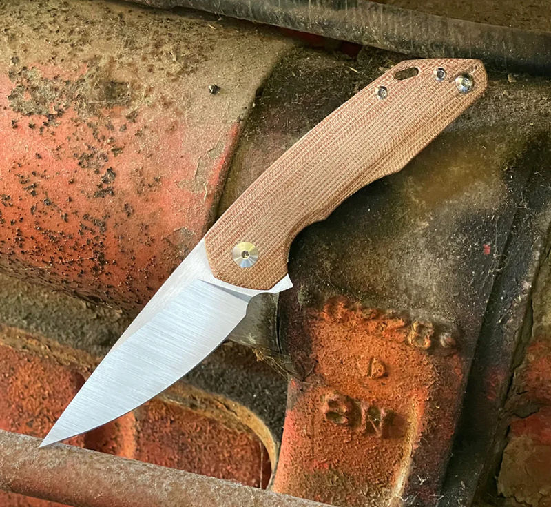 GiantMouse Knives Vox/Anso ACE Corta Linerlock Knife Satin Blade with Natural Canvas Micarta Handles