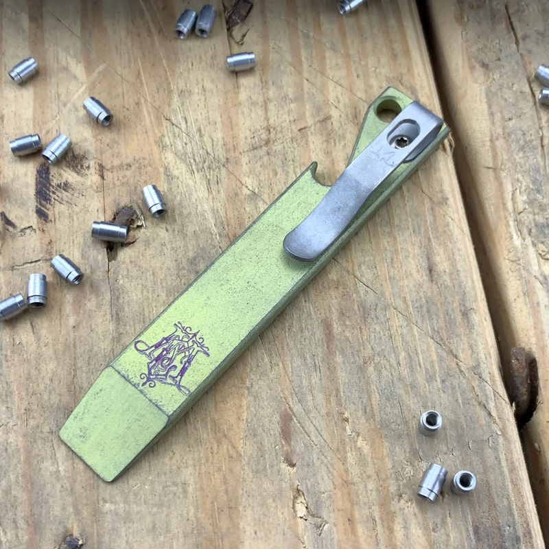 Maverick Customs 4" Toxic Anodized EDC Pry Bar Tool