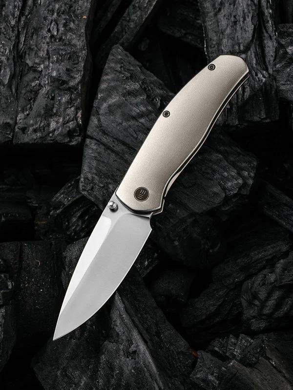 We Knife - Espirit 20025B-A Frame Lock Textured Titanium Handles