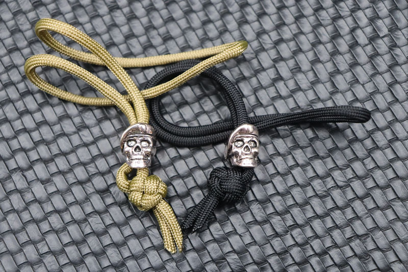 Spartan Para-Cord Lanyard with Beret Skull Bead - Lanyard Color:Black