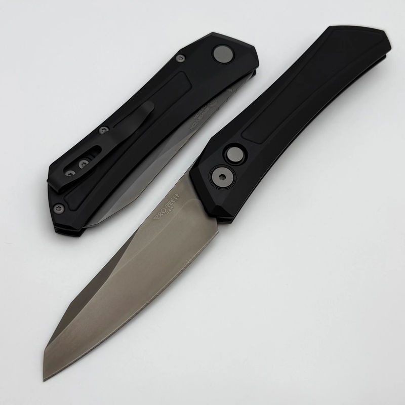 Pro-Tech Oligarch Black Aluminum Handle w/ Smoky Gray DLC MagnaCut DS121