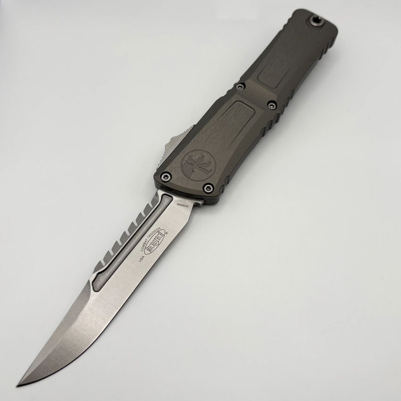 Pre-Owned Microtech Knives Combat Troodon Gen III Interceptor Stonewash Natural Clear Signature Series 1217-10NCS