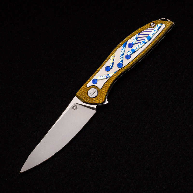 Chris Reeve Collaboration UniHation – Unique Graphic Custom Division – Yellow