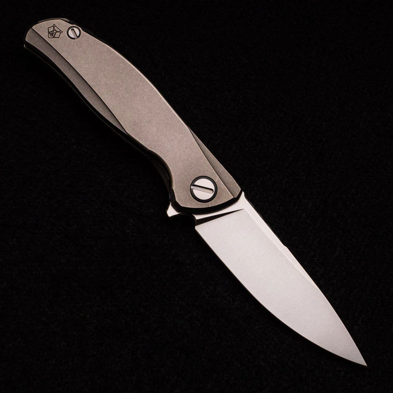 F95 ZERO LEFTY- M390 BLADE – TITANIUM HANDLE – MRBS