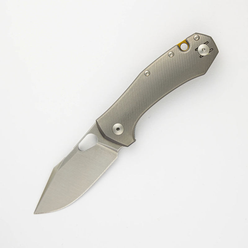 ACE Atelier - Titanium