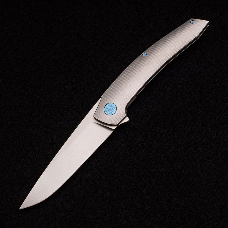 Model T – M390 BLADE – TI W- LIGHT BLUE