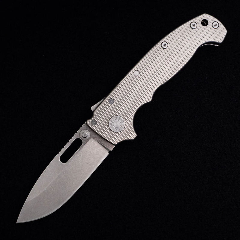 AD20S – Titanium Handle – 204P Blade