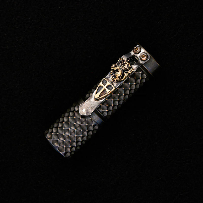 Zirconium Tesseract Trident Custom Flashlight – Steel Flame Clip